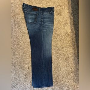 Men’s Lucky brand jeans 40x32. $20
